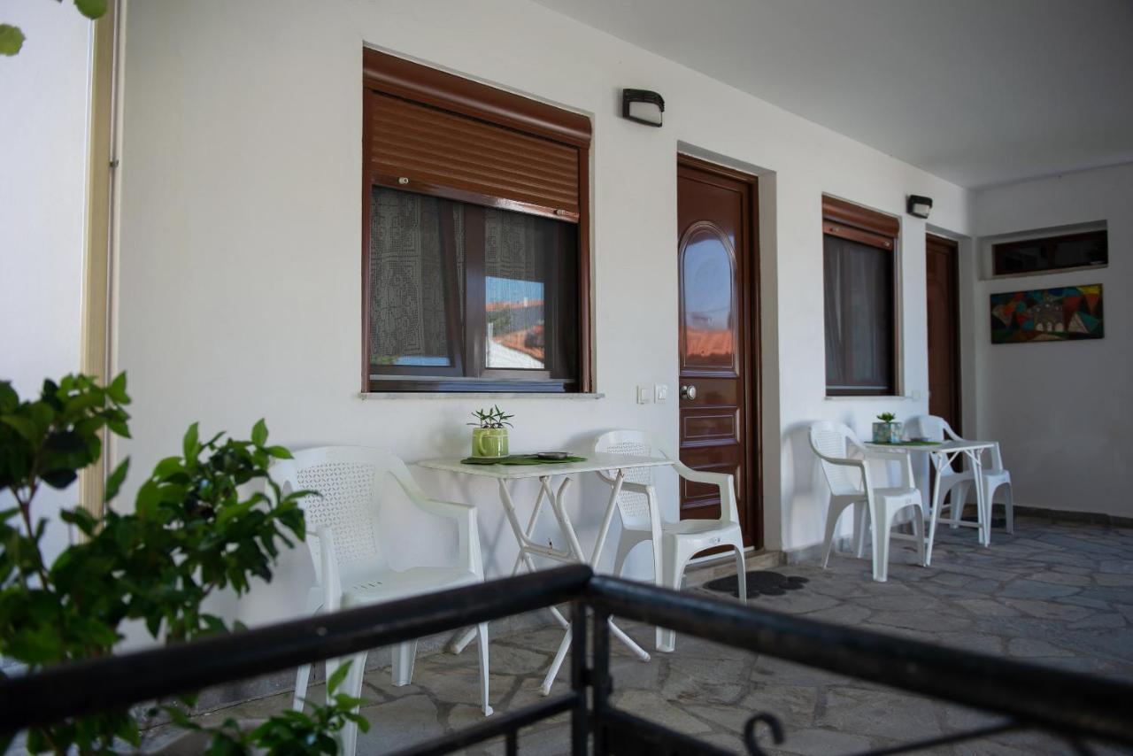 Mala - Μάλα Apartamento Áfitos Exterior foto